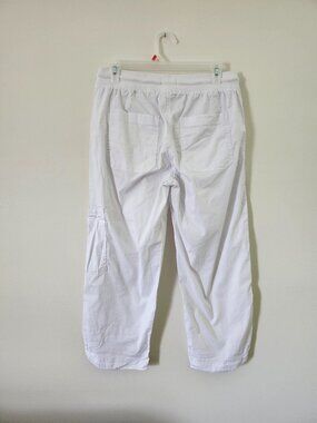 White capri's